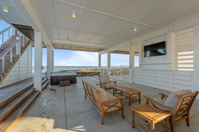Wander St. George Island property photo 9