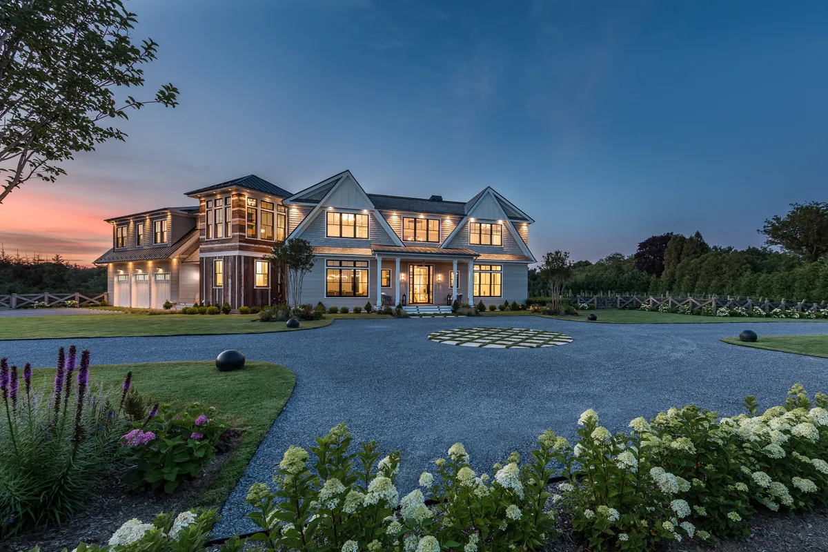 Wander Hampton Vineyard