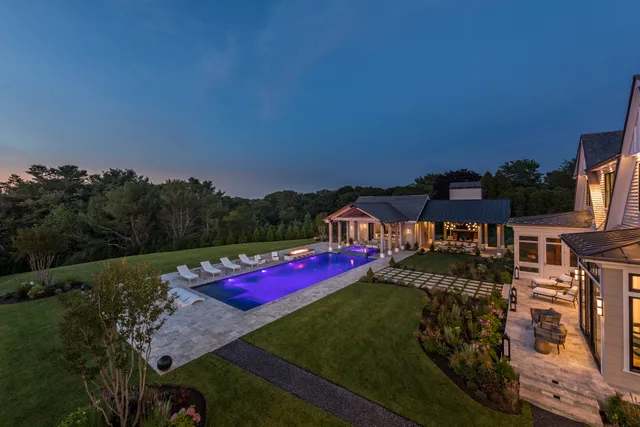 Wander Hampton Vineyard