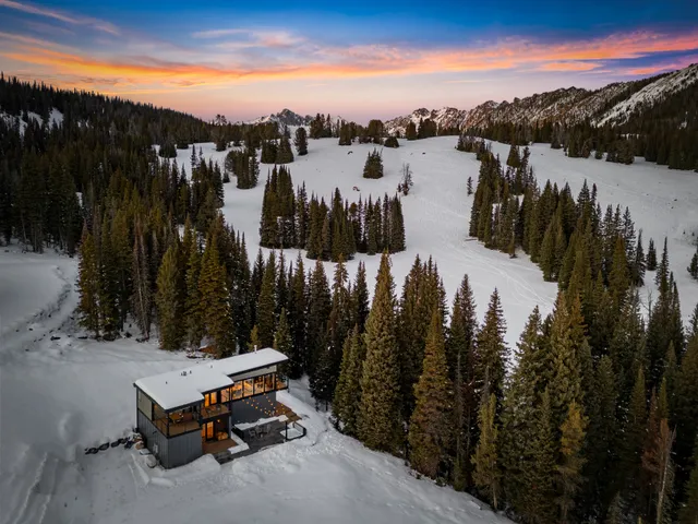 Wander Big Sky Basecamp