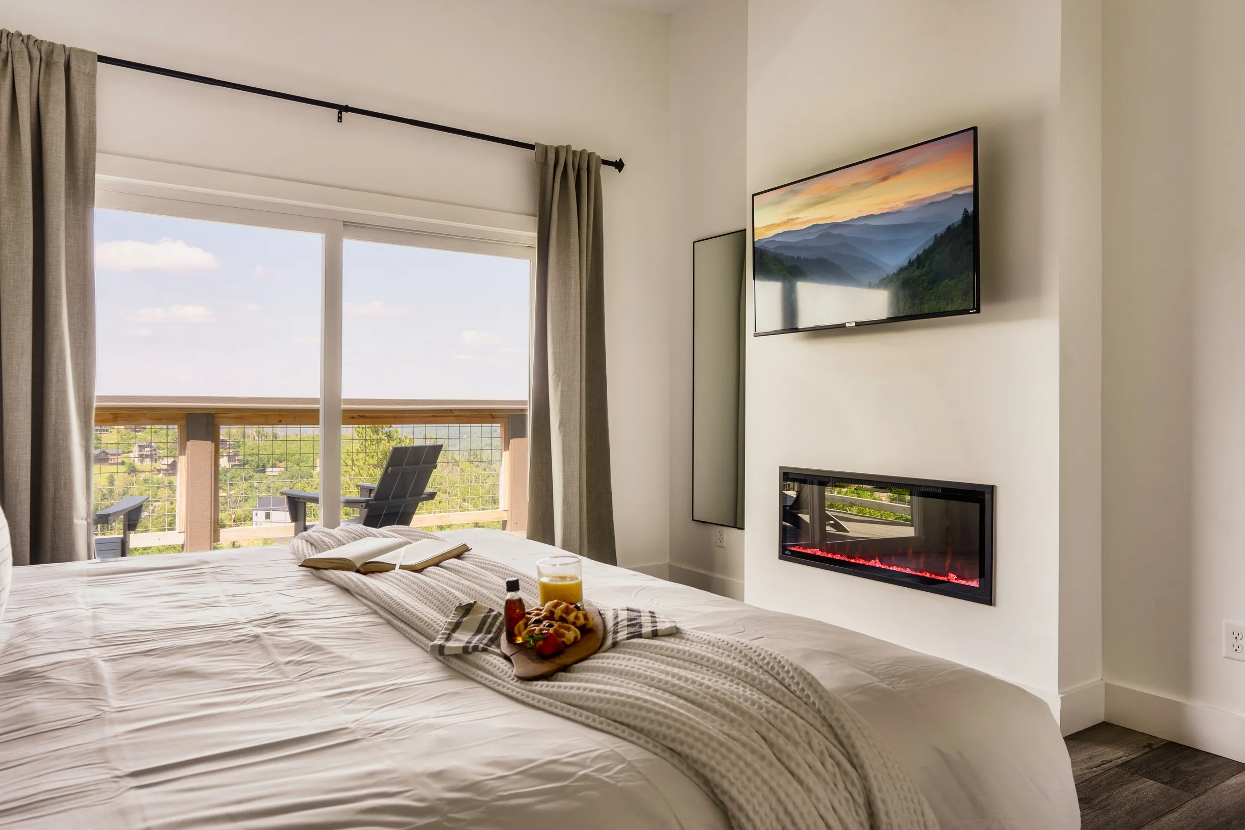 Wander Smoky Ridge #83