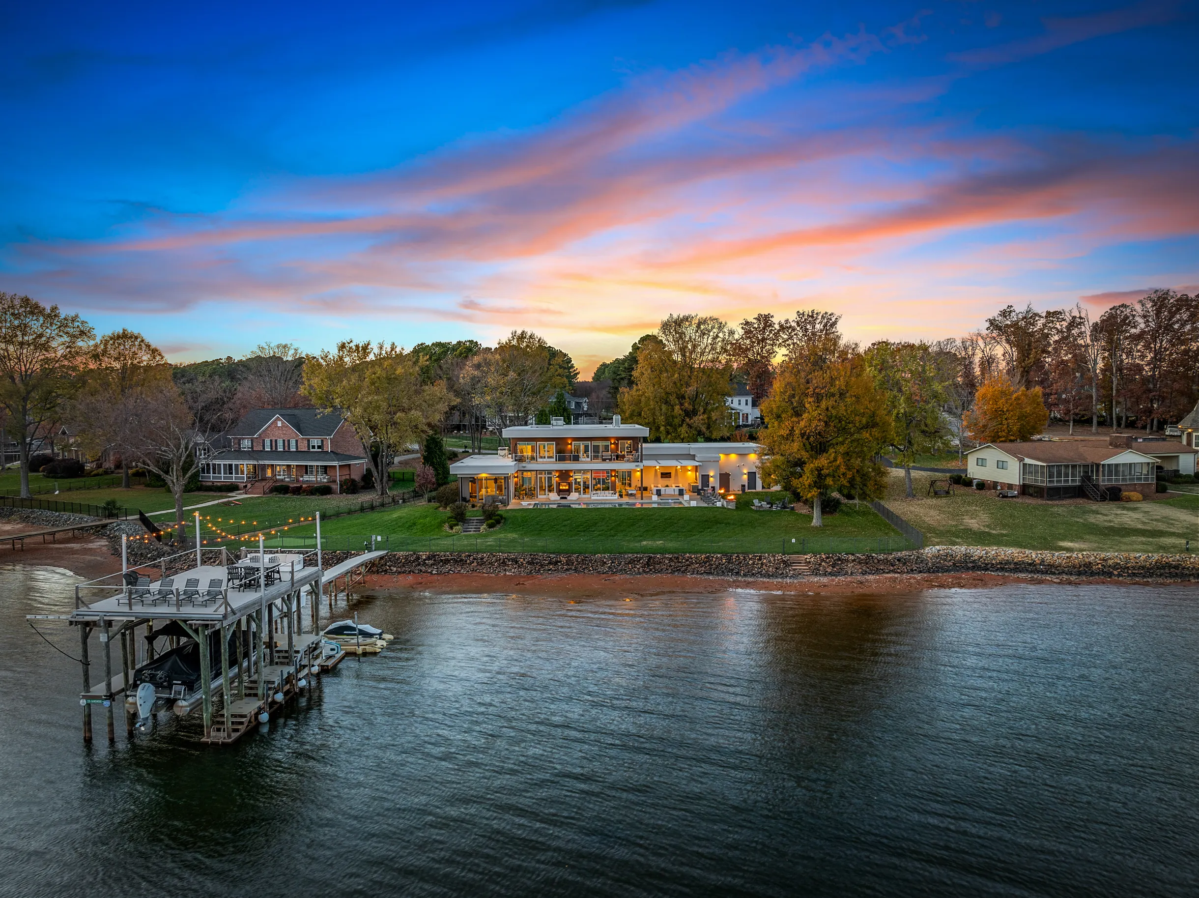 Wander Lake Norman Shores #1