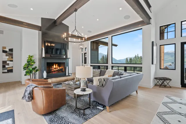 Wander Mount Crested Butte