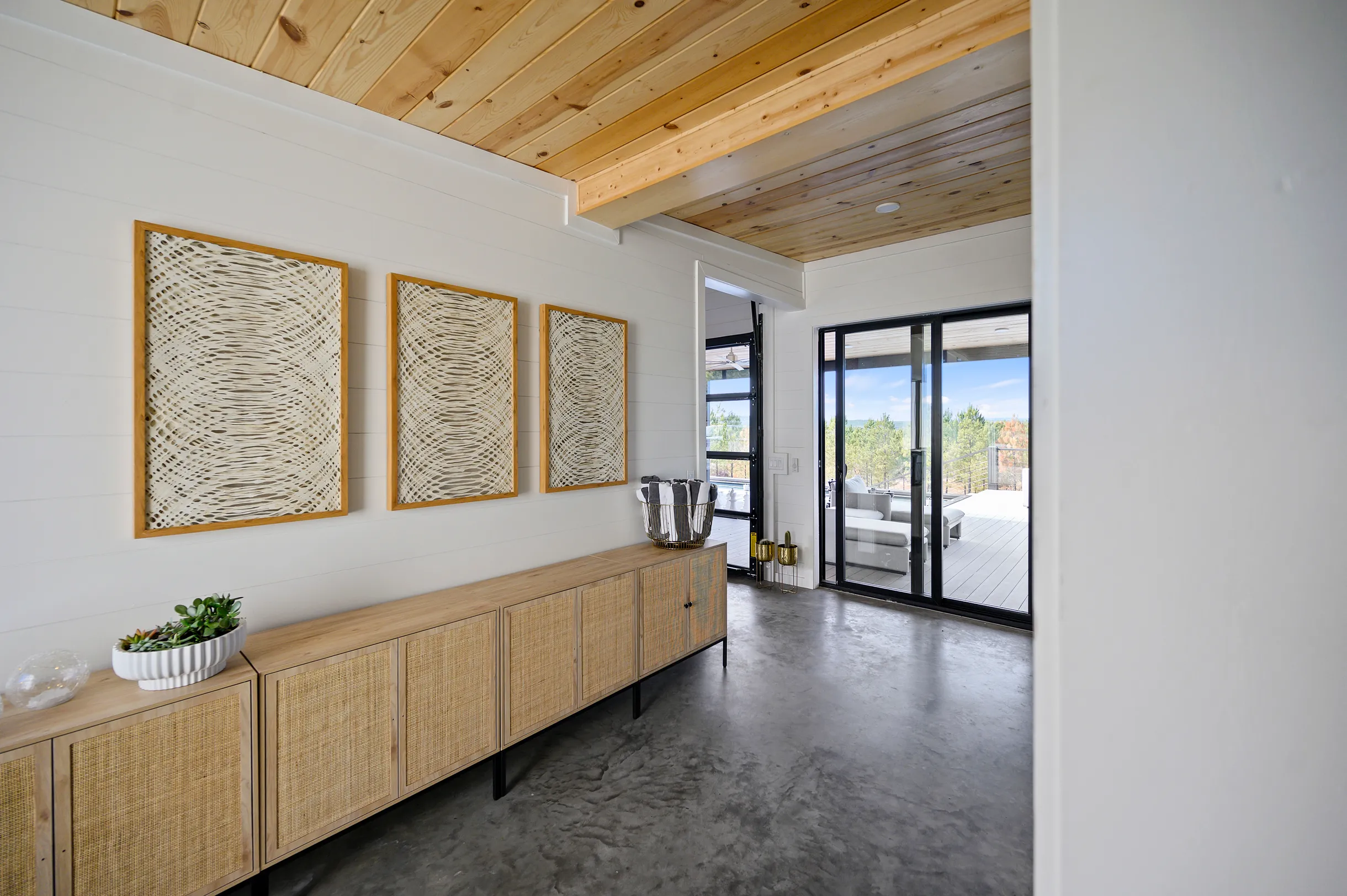 Wander Broken Bow Woods #4