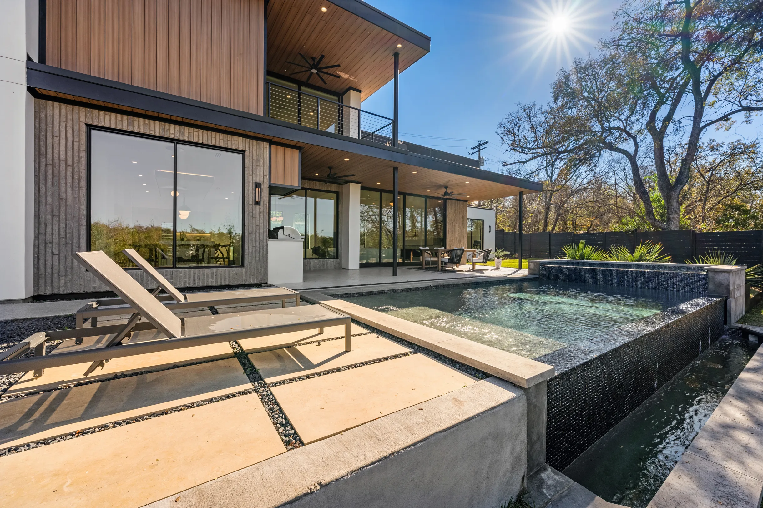 Wander Austin Oakhaven #75