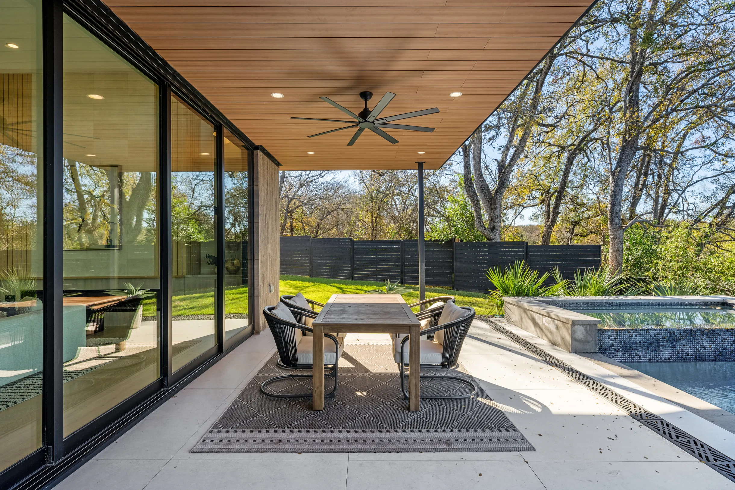 Wander Austin Oakhaven #104