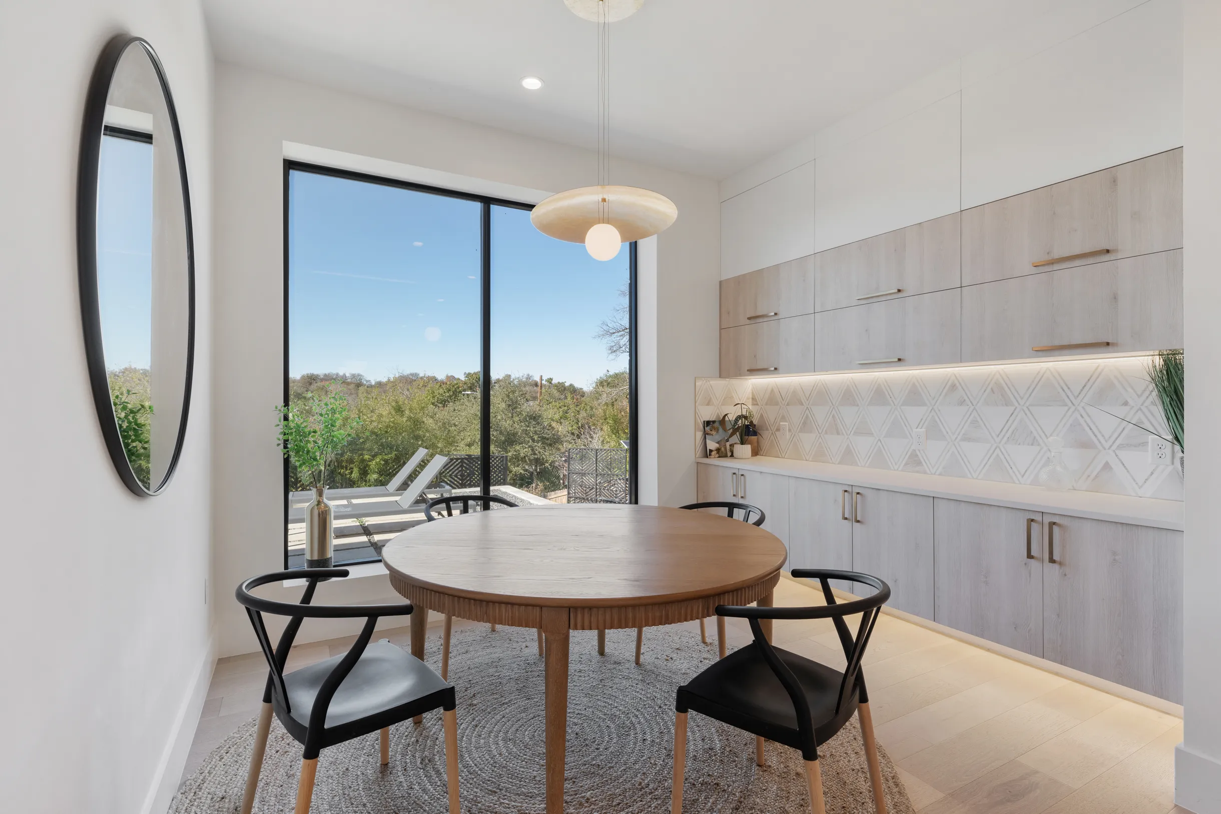 Wander Austin Oakhaven #108