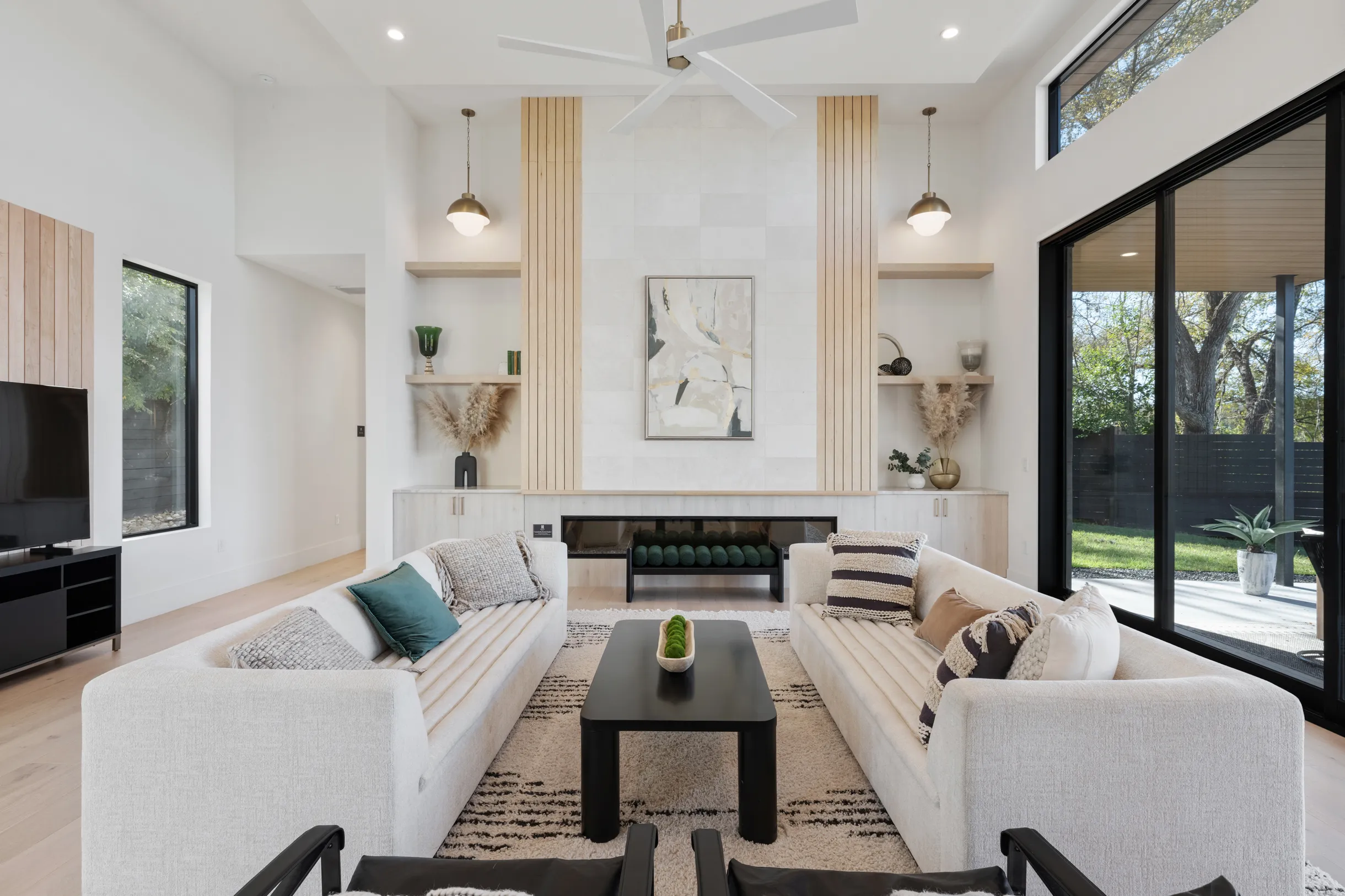 Wander Austin Oakhaven #28