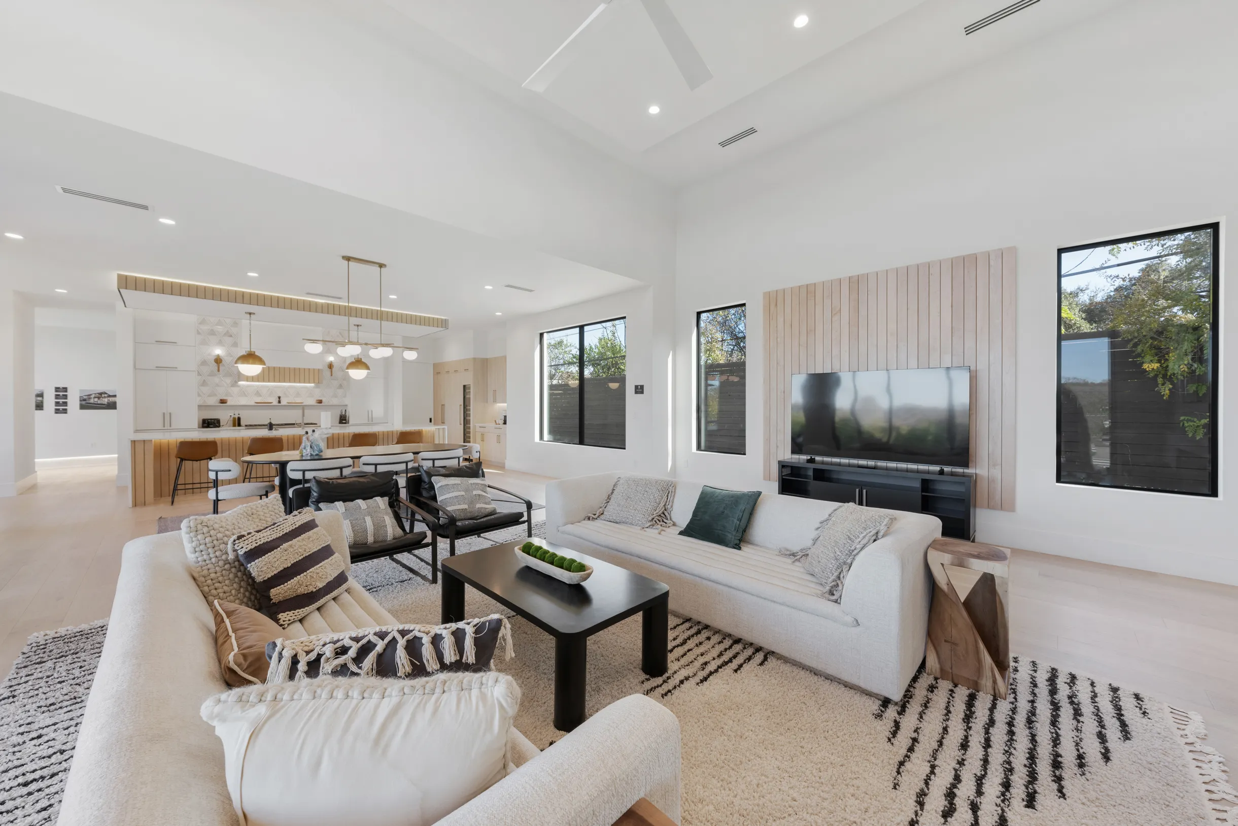 Wander Austin Oakhaven #46