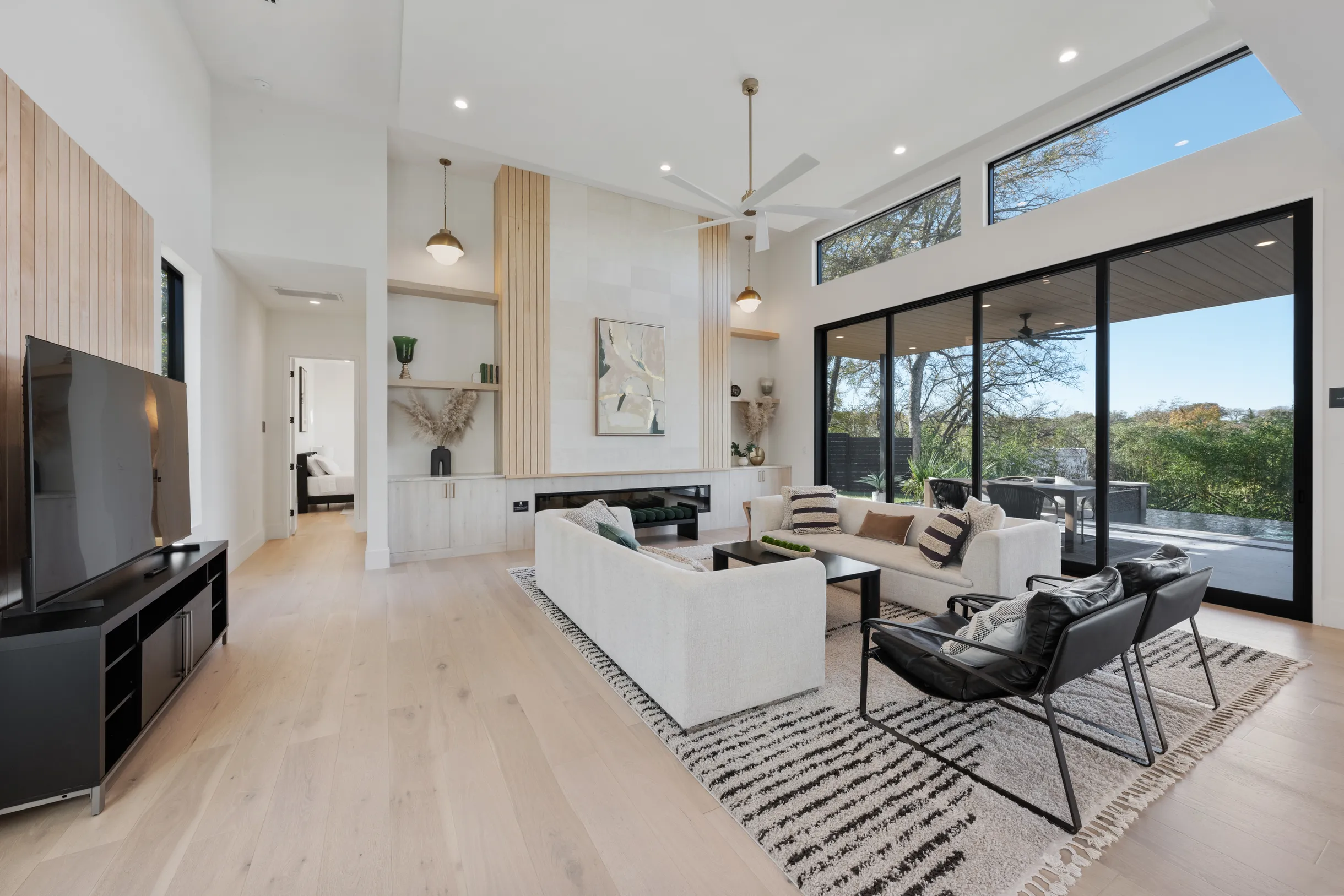 Wander Austin Oakhaven #102