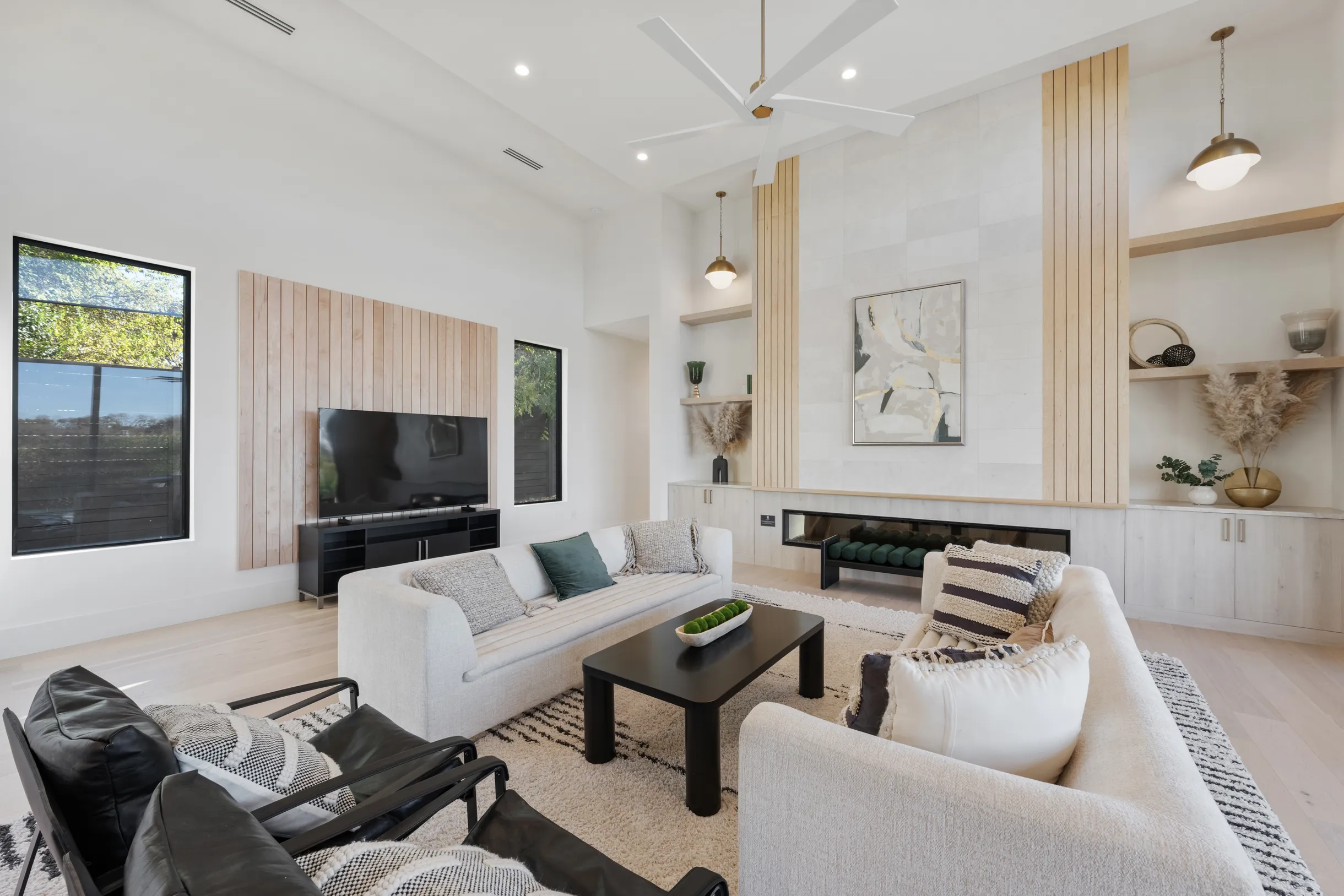 Wander Austin Oakhaven #93