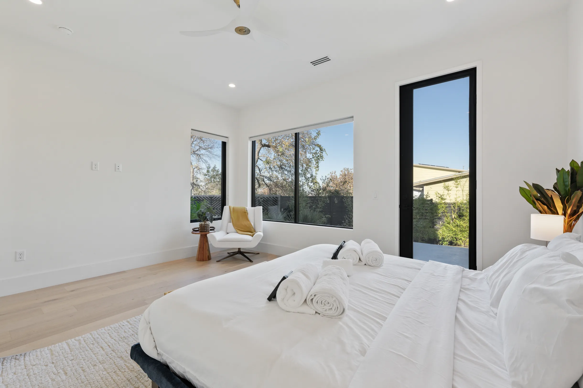 Wander Austin Oakhaven #49