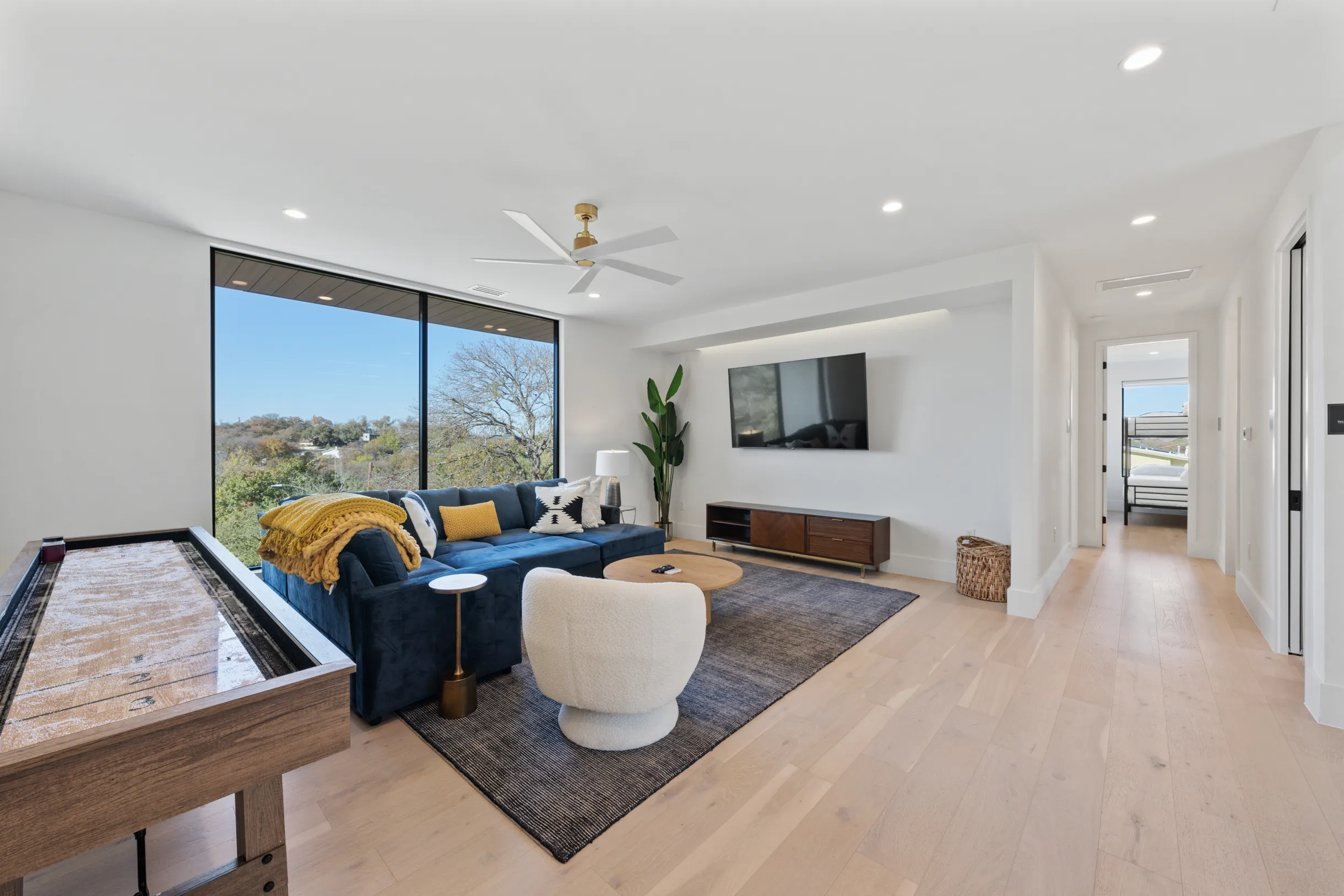 Wander Austin Oakhaven #33