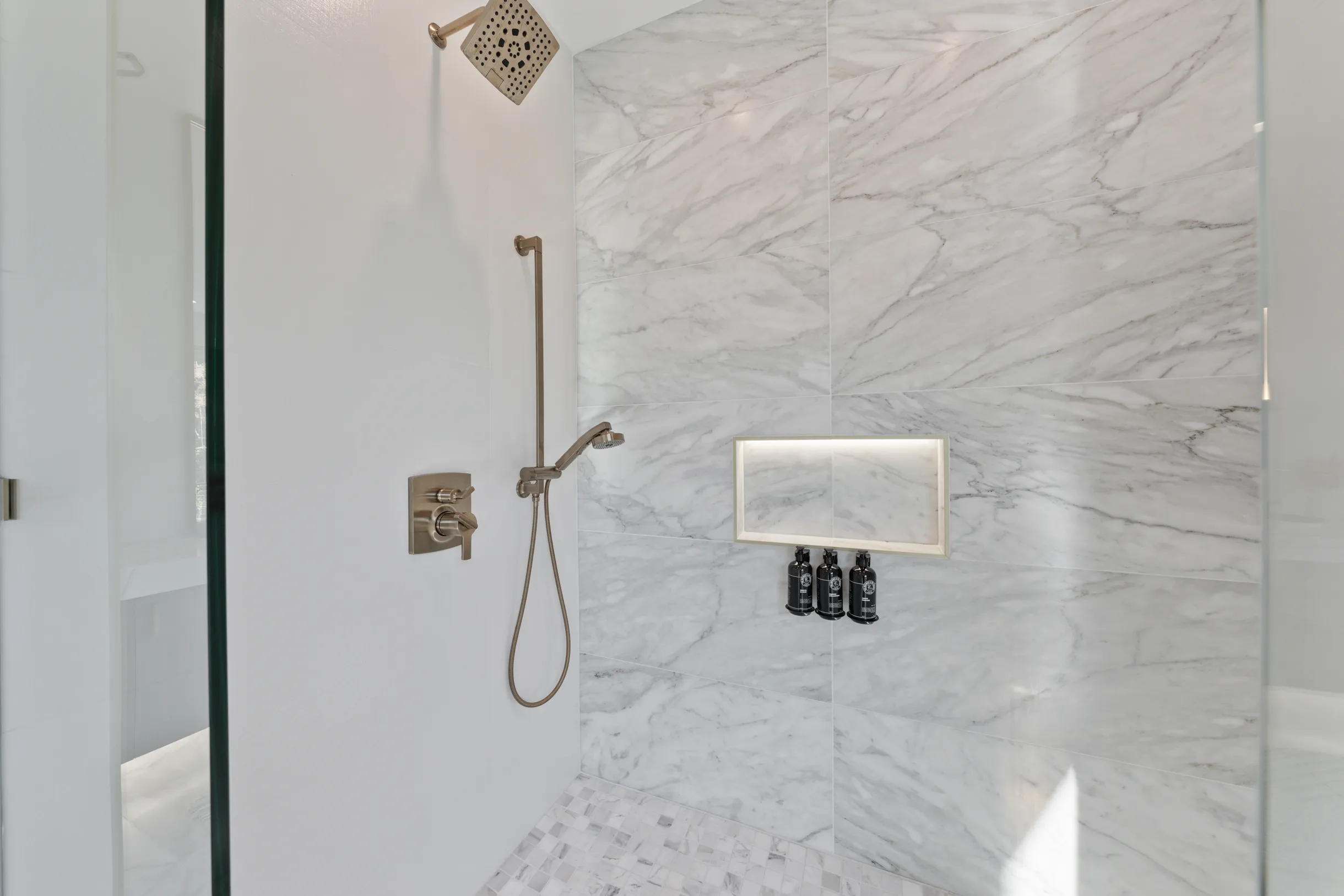 Wander Austin Oakhaven #103