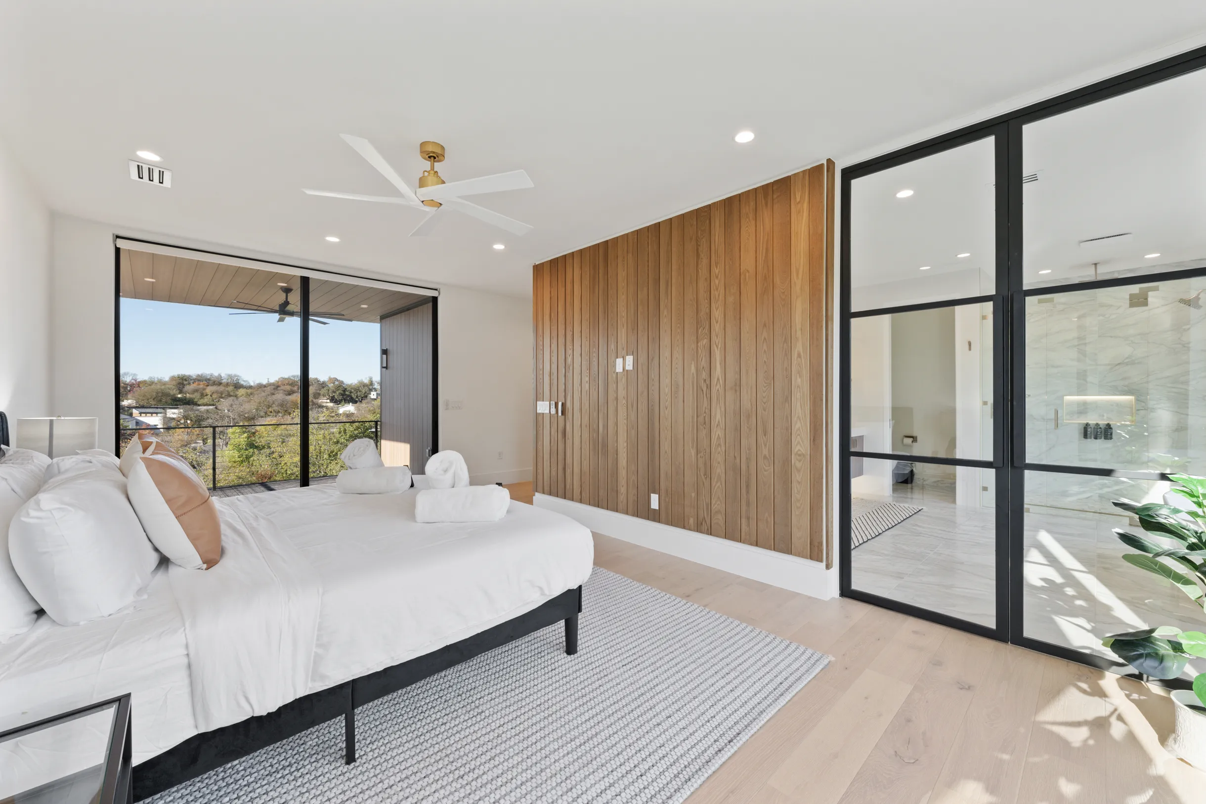 Wander Austin Oakhaven #53