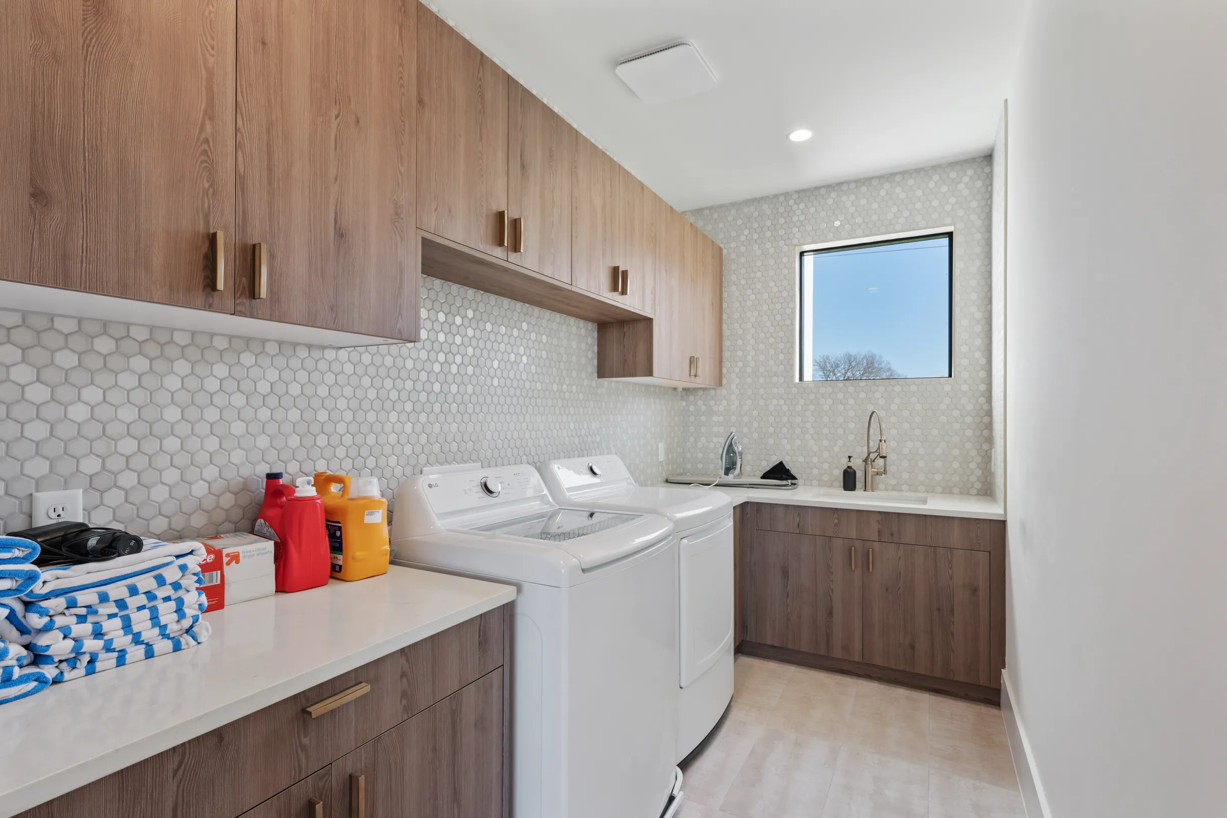 Wander Austin Oakhaven #38