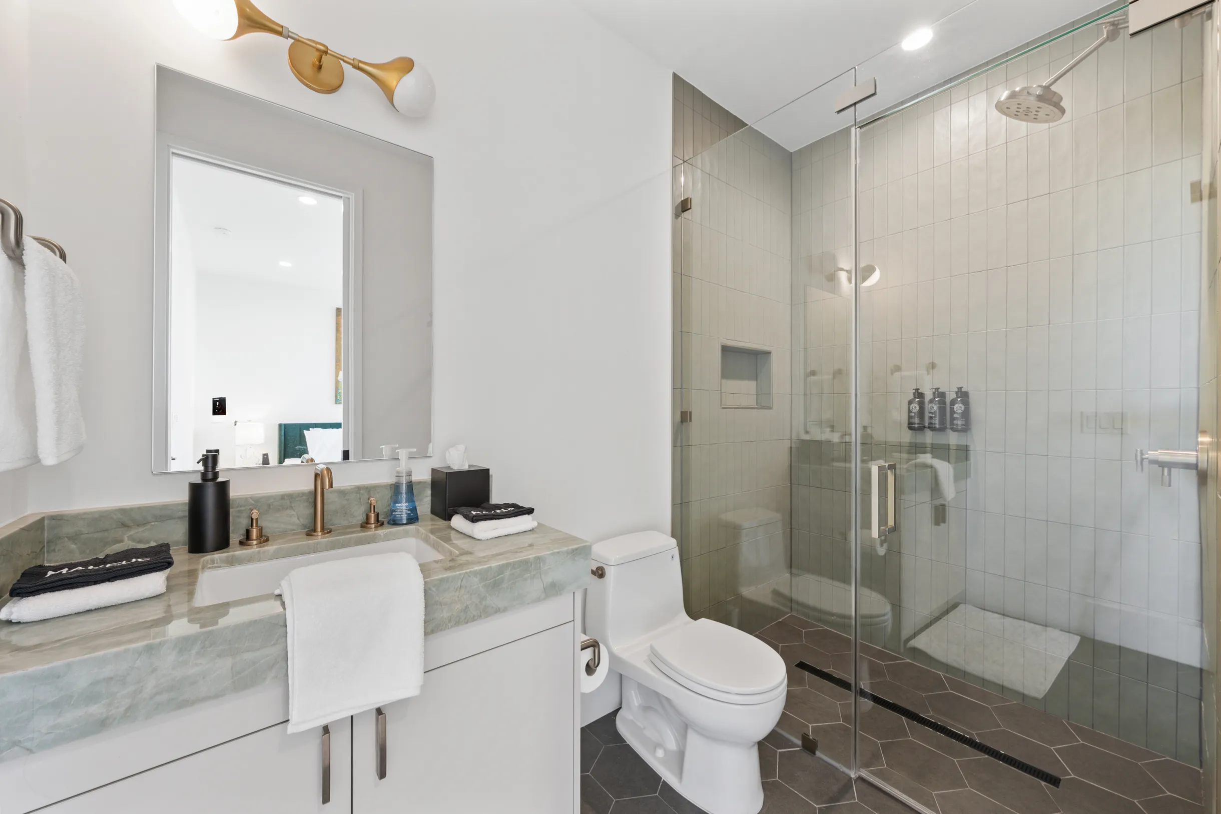 Wander Austin Oakhaven #39