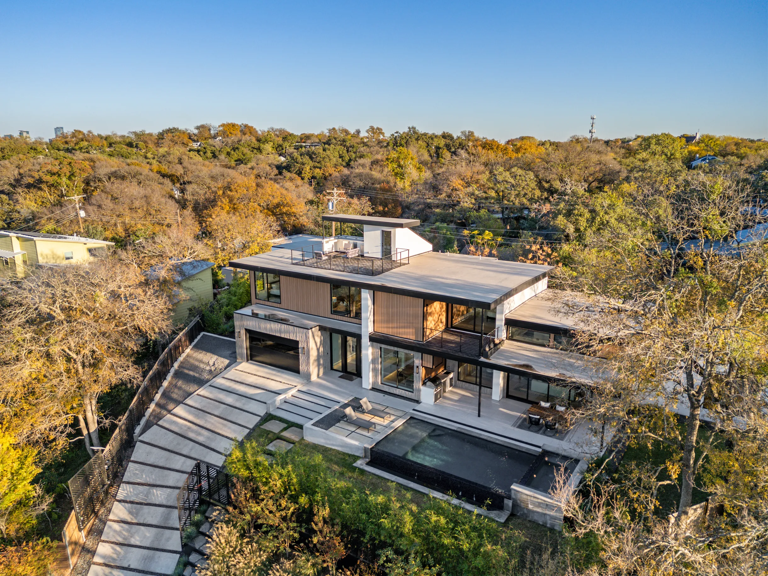 Wander Austin Oakhaven #90