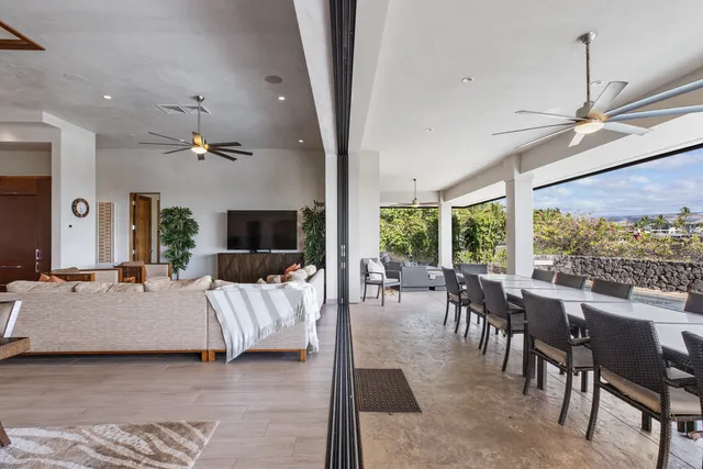 Wander Waikōloa Beach