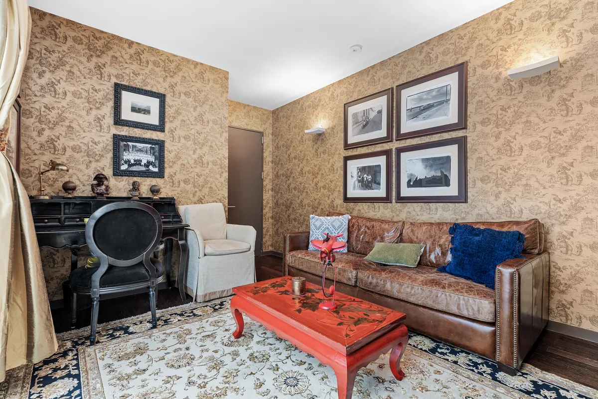 Office - Image 1