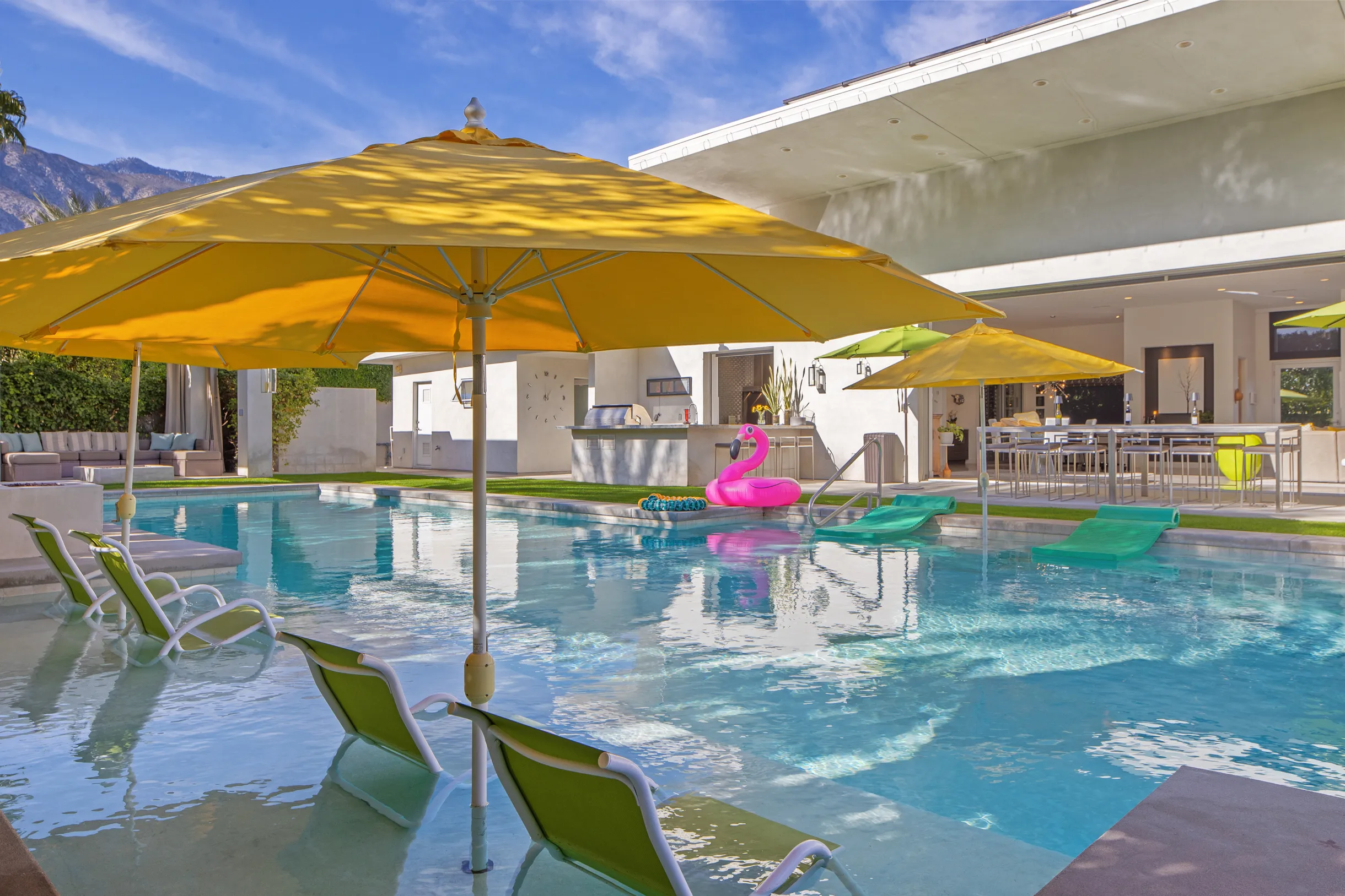 Wander Five Palms #103