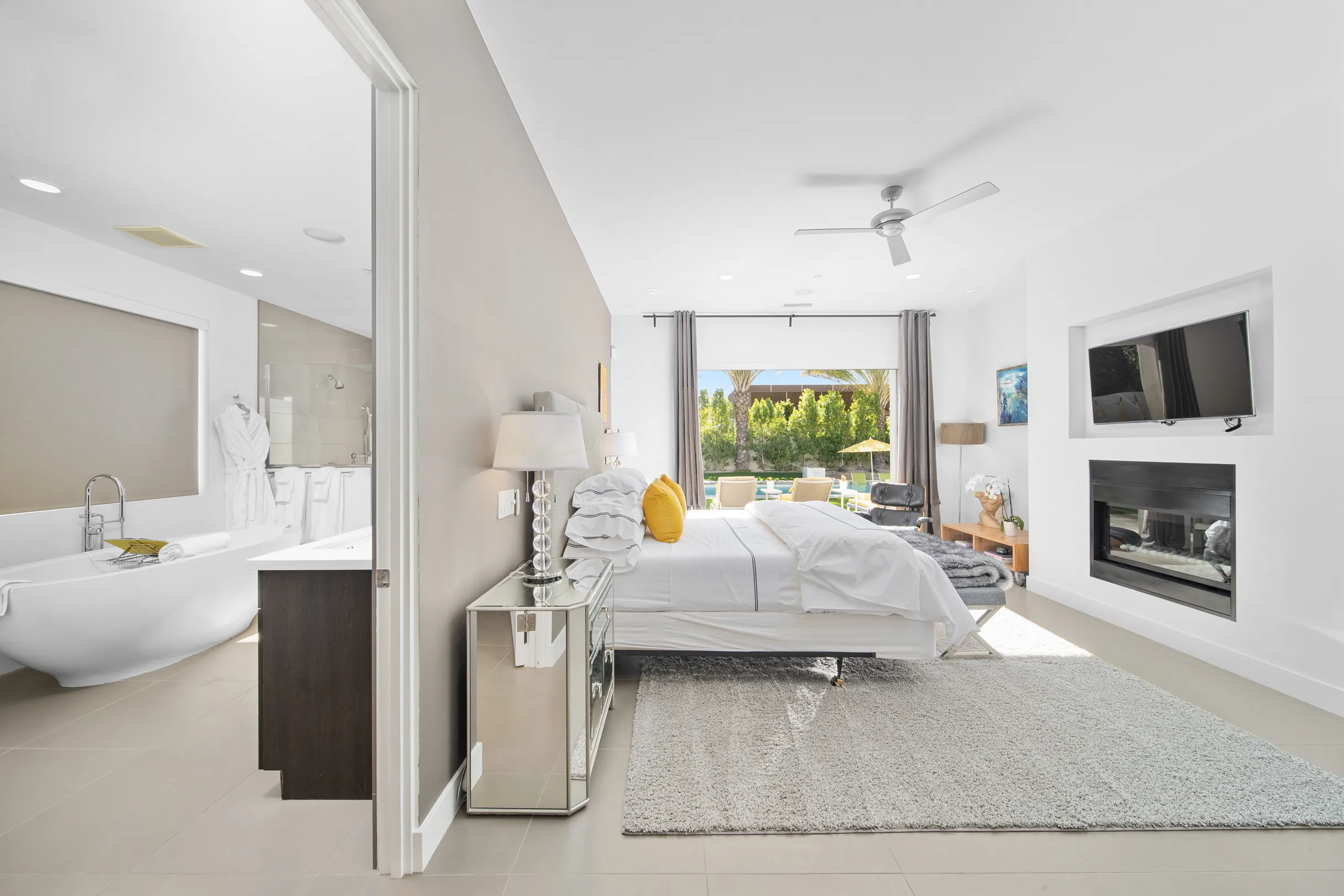 Wander Five Palms #108