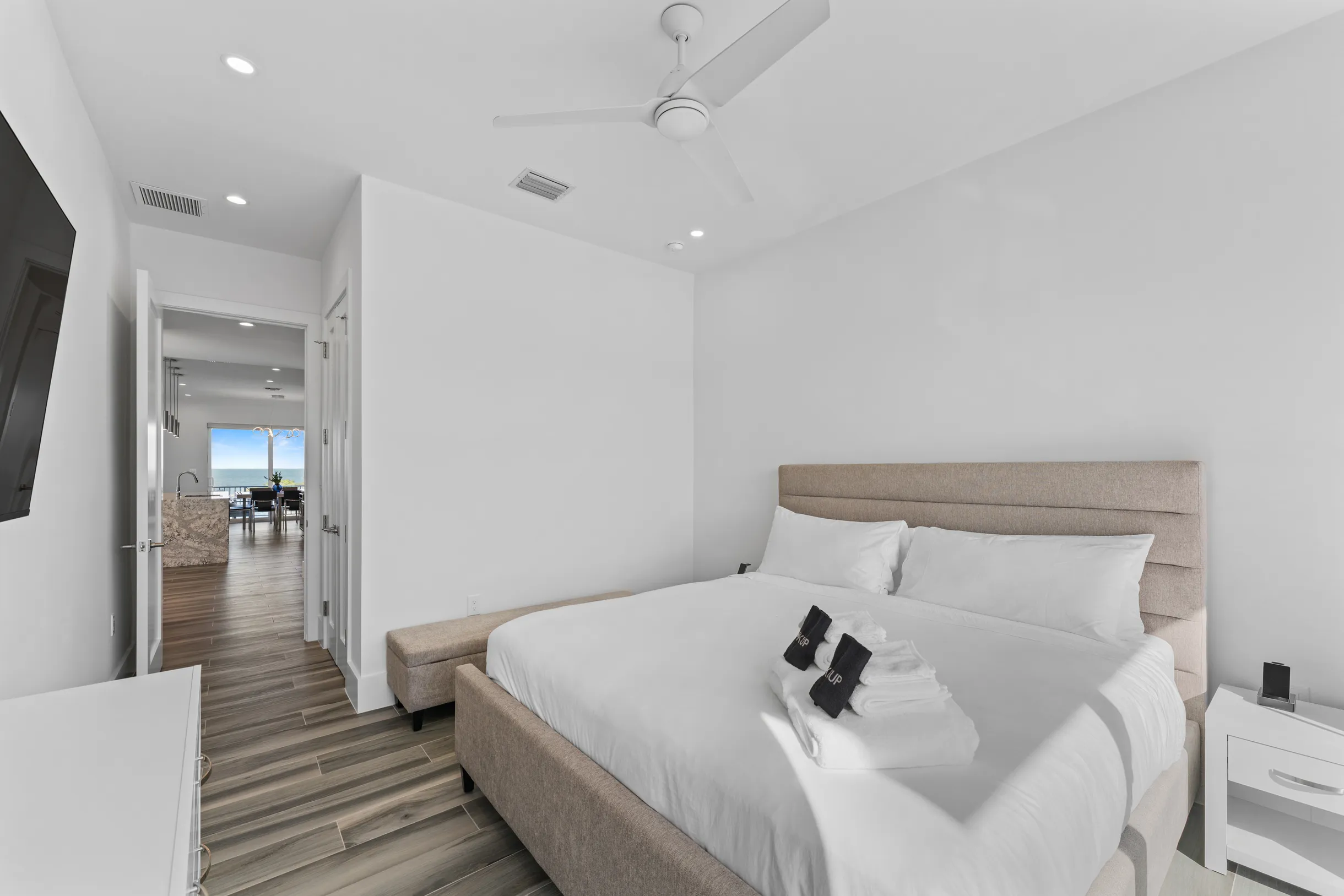 Wander Marathon Key #24