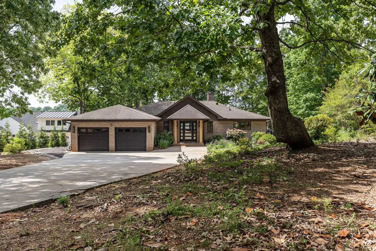 Wander Gaston Lakefront #4