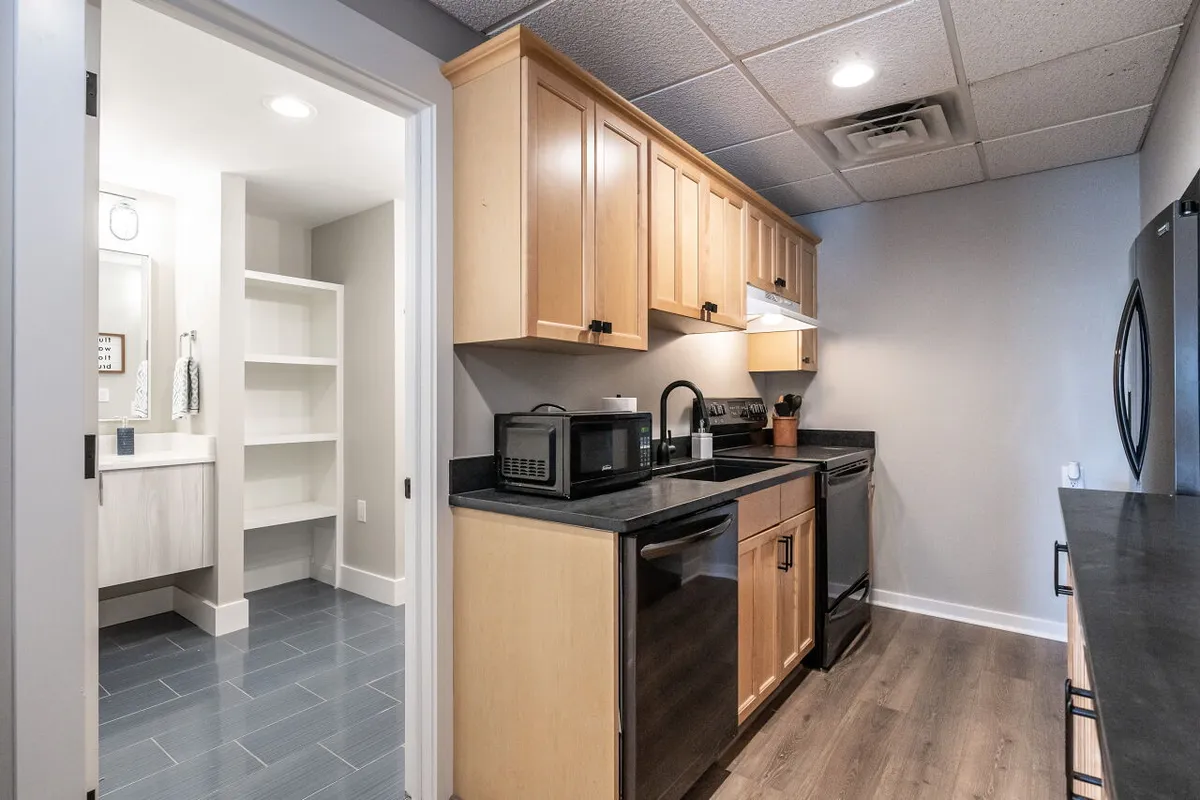 Wander Gaston Lakefront #44