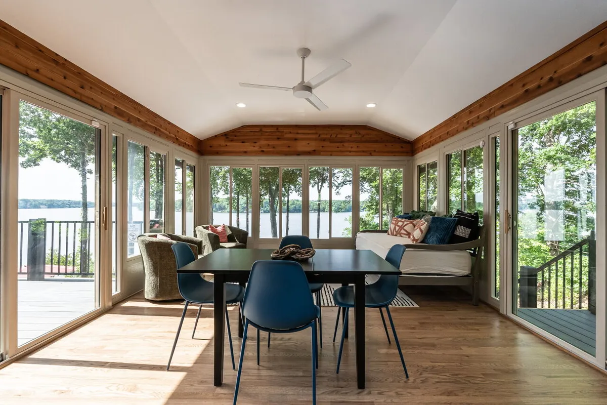 Wander Gaston Lakefront #10