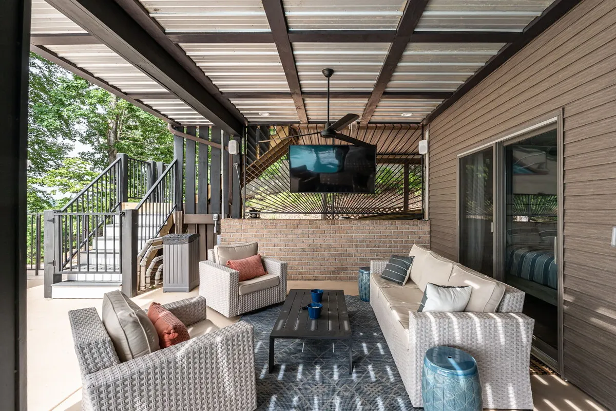 Wander Gaston Lakefront #49