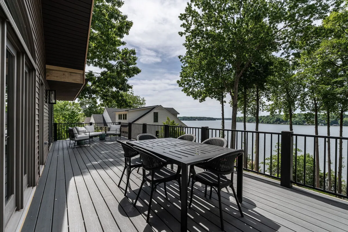 Wander Gaston Lakefront #19