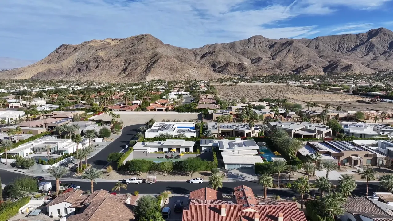 Wander Five Palms tour video