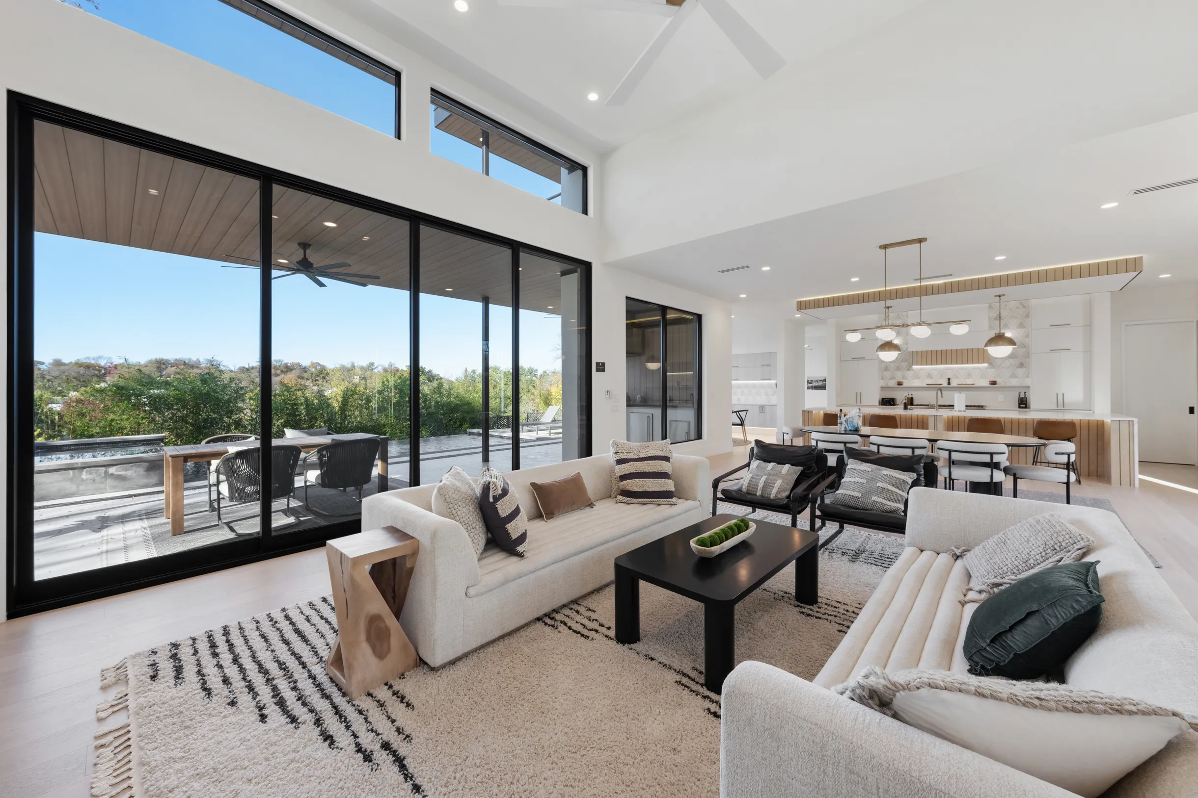 Wander Austin Oakhaven #3