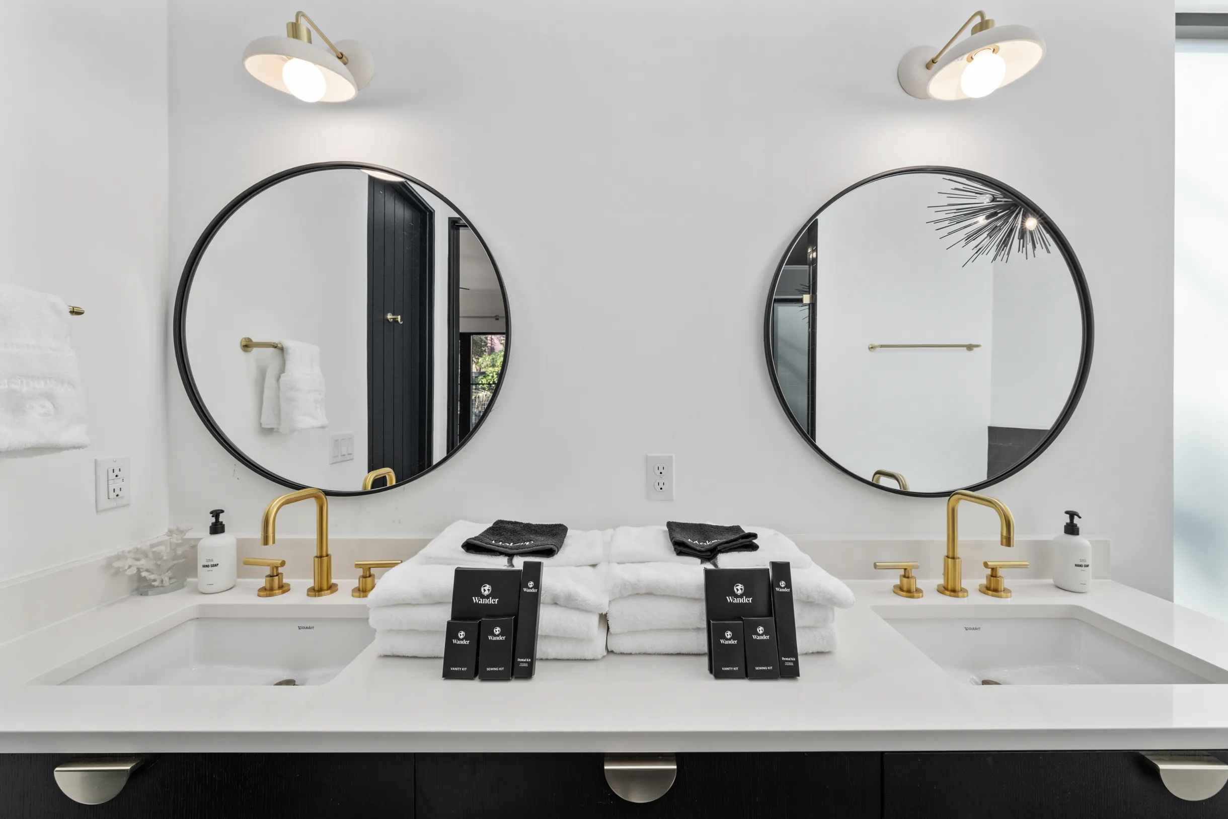 Wander Austin Oasis #16