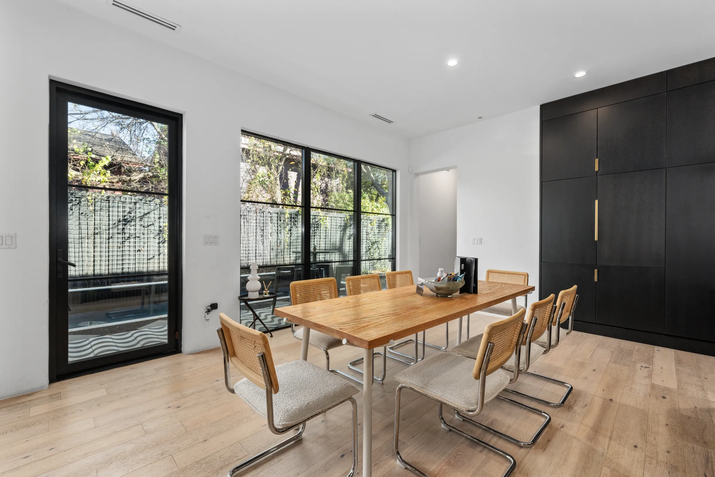 Wander Austin Oasis #26