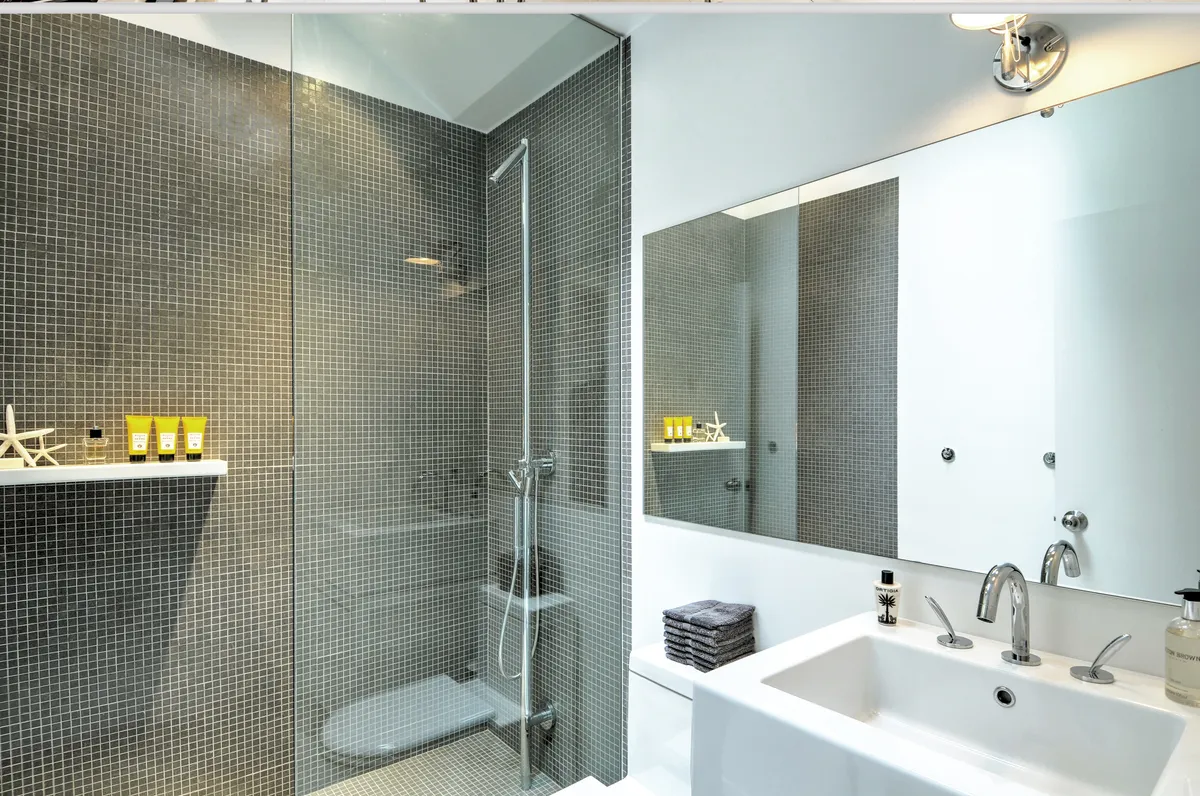 Wander East Hampton Woods