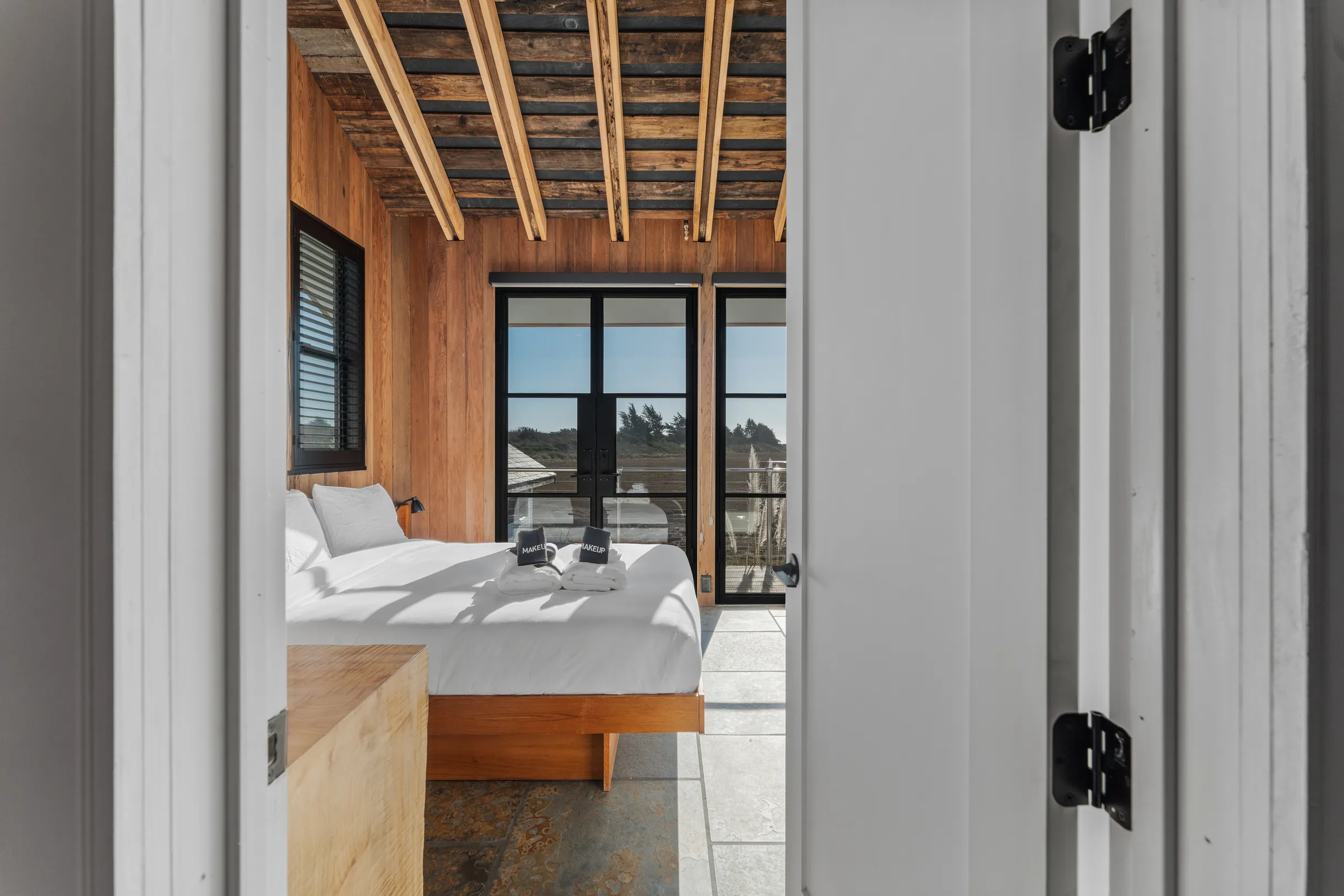 Wander Bodega Shoals #58