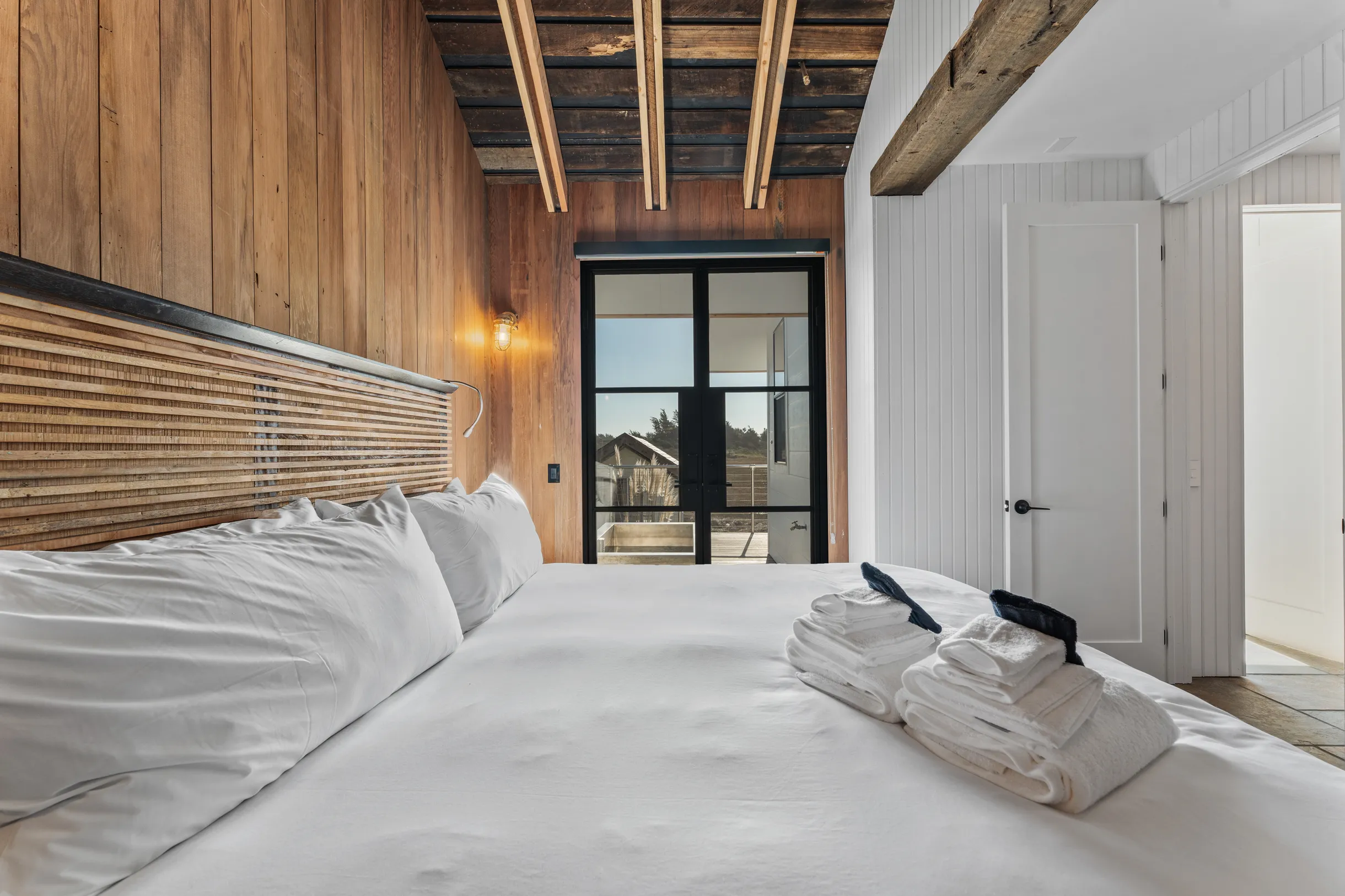 Wander Bodega Shoals #56