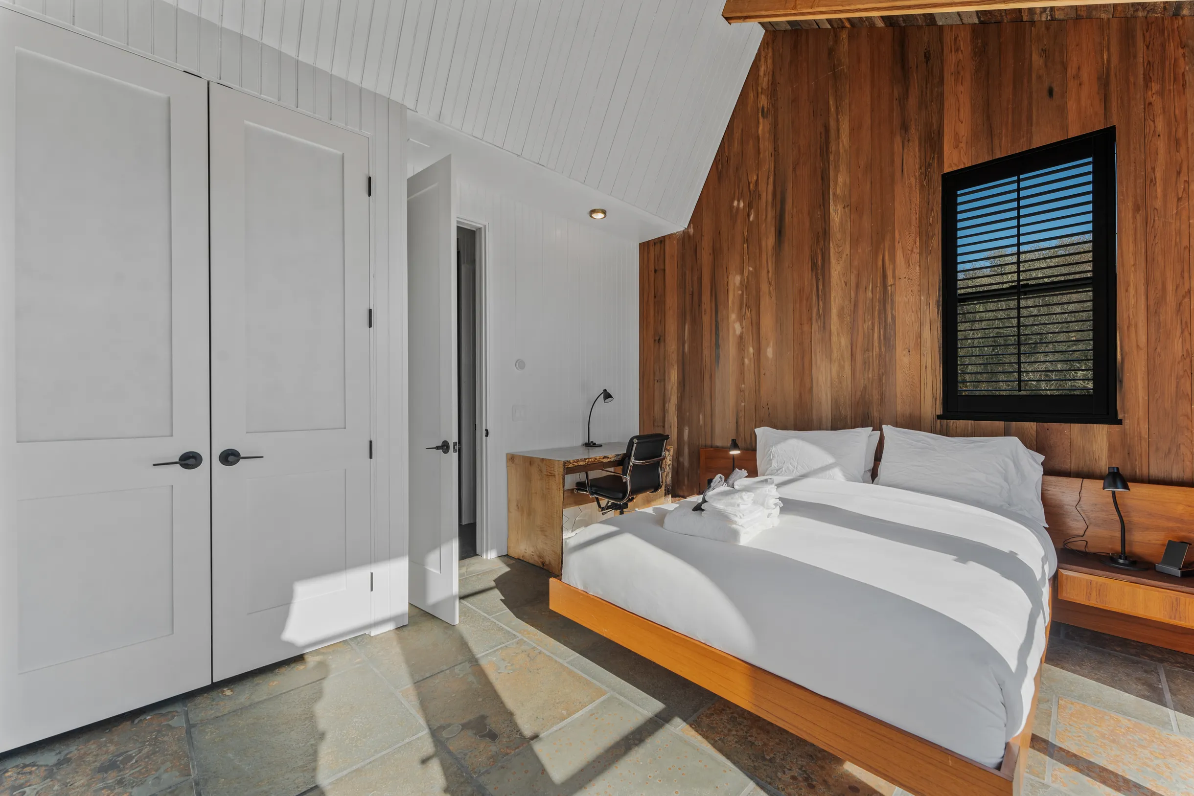 Wander Bodega Shoals #18