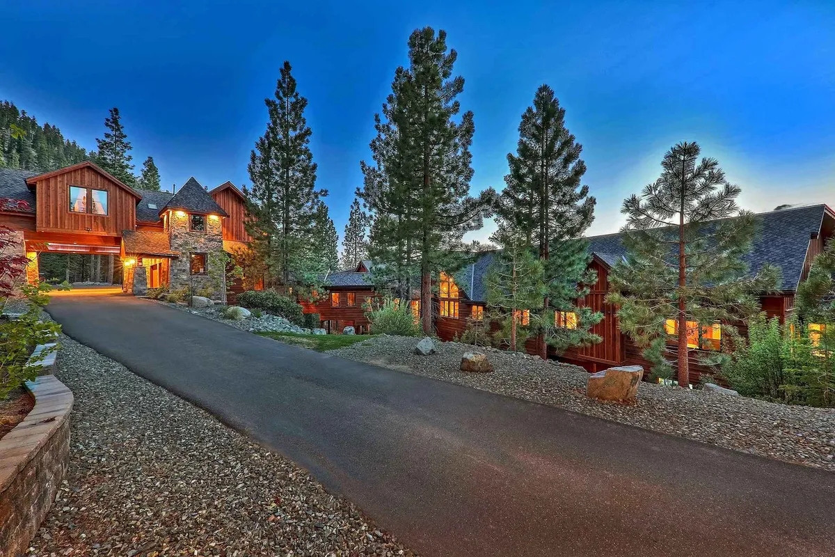 Wander Tahoe Cove #50