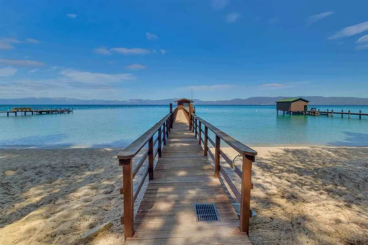 Wander Tahoe Hollow #40