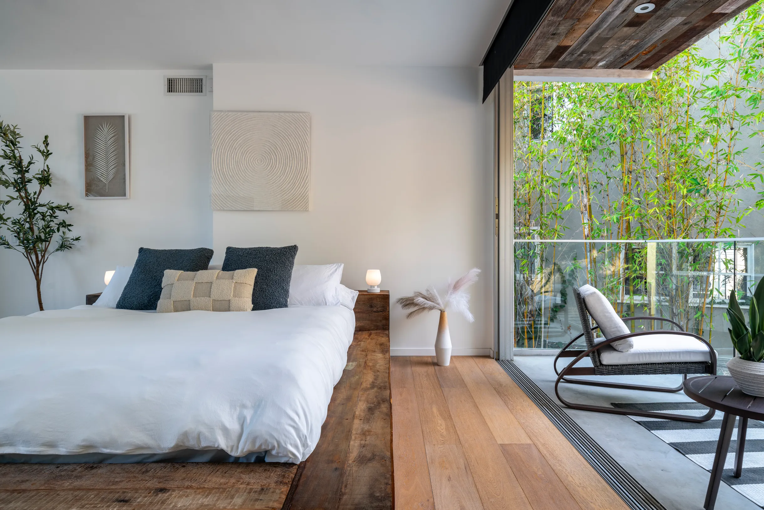 Wander Laurel Canyon #65