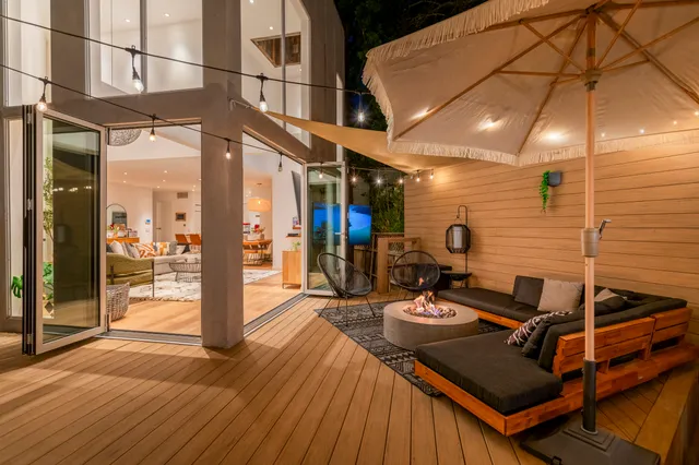 Wander Laurel Canyon