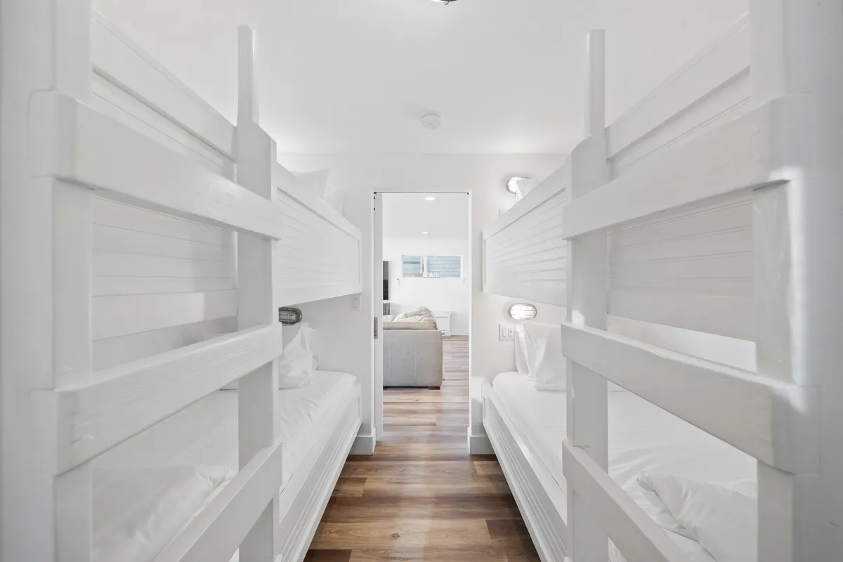 Bunk Bedroom image