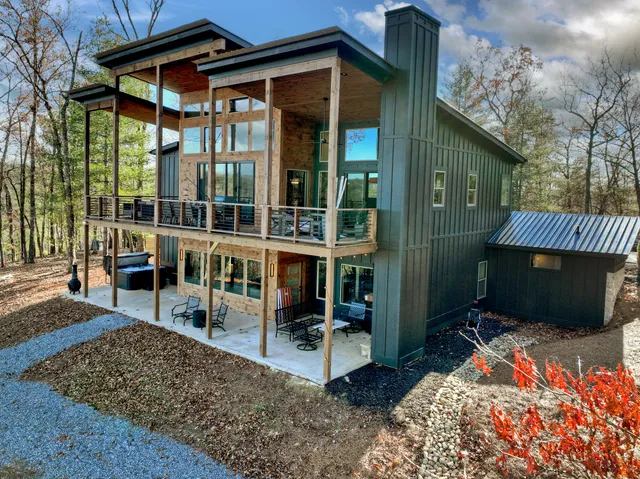 Wander Blue Ridge Stream