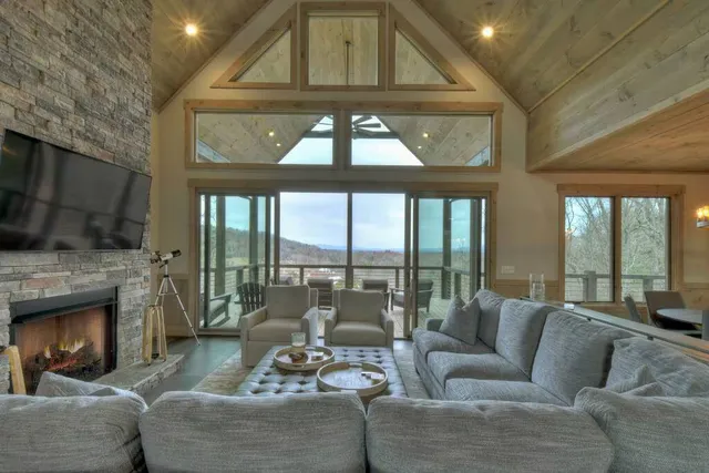 Wander Georgia Bears #32