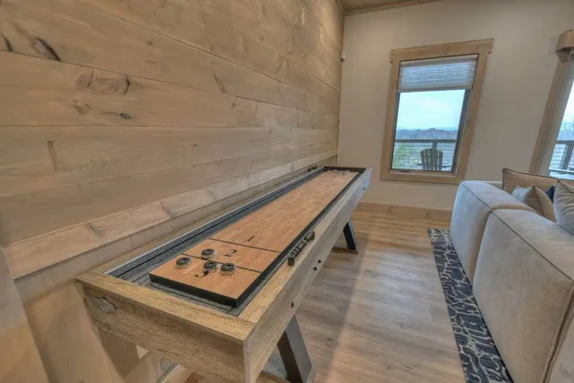 Wander Georgia Bears #36