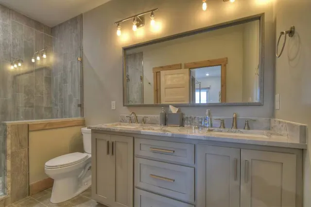 Wander Georgia Bears #18