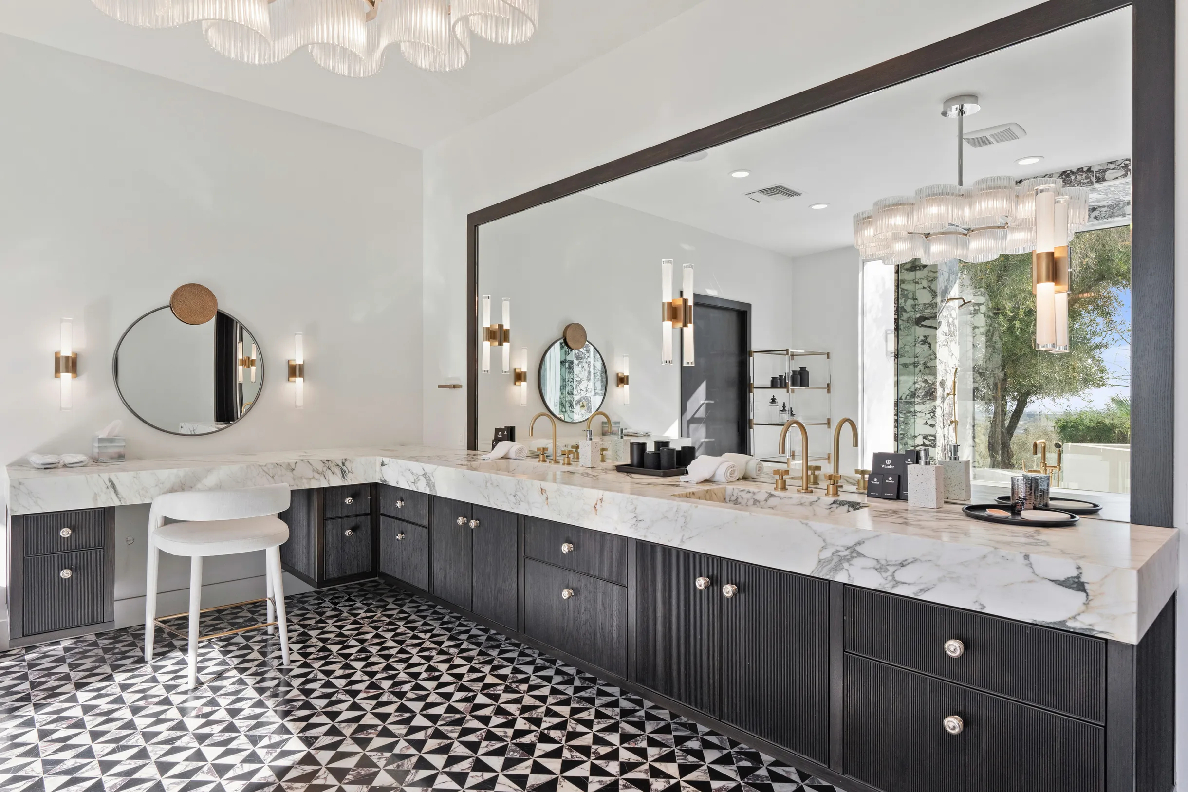 Wander Camelback Canyon #120